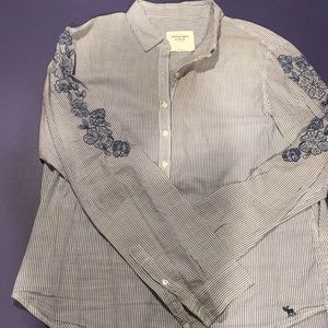 Abercrombie half button striped blouse
